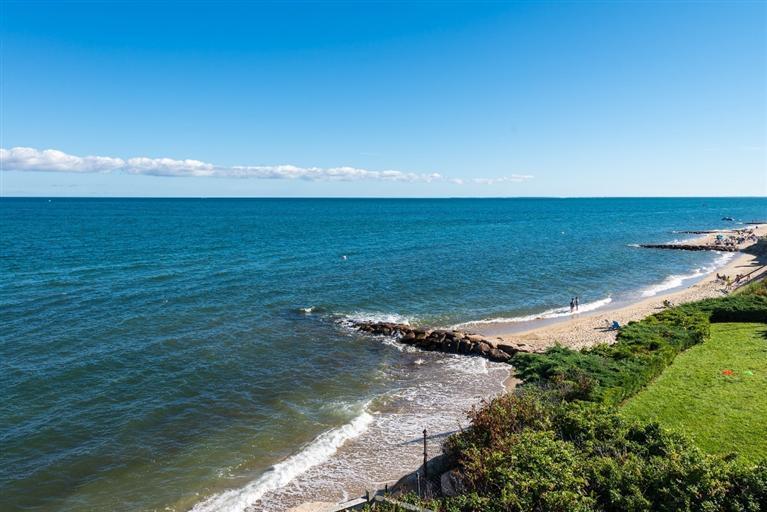 31 Starboard Lane Mashpee, MA 02649 - Photo 27 of 35 a view of an ocean from a beach