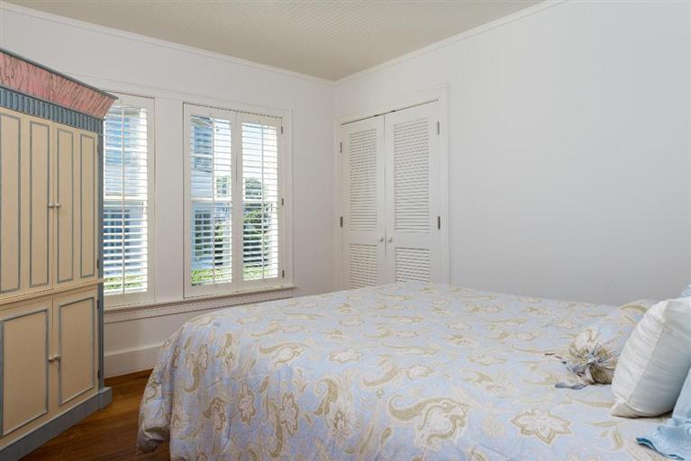 31 Starboard Lane Mashpee, MA 02649 - Photo 29 of 35 a bedroom with a bed and a window