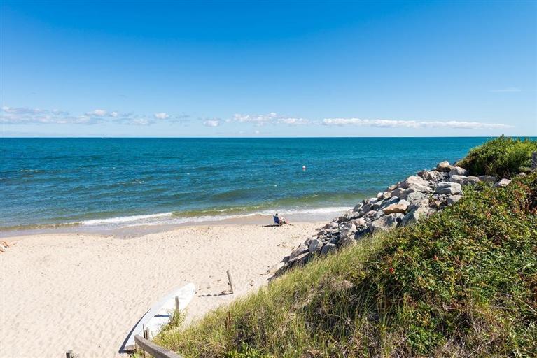 31 Starboard Lane Mashpee, MA 02649 - Photo 4 of 35 a view of an ocean and beach