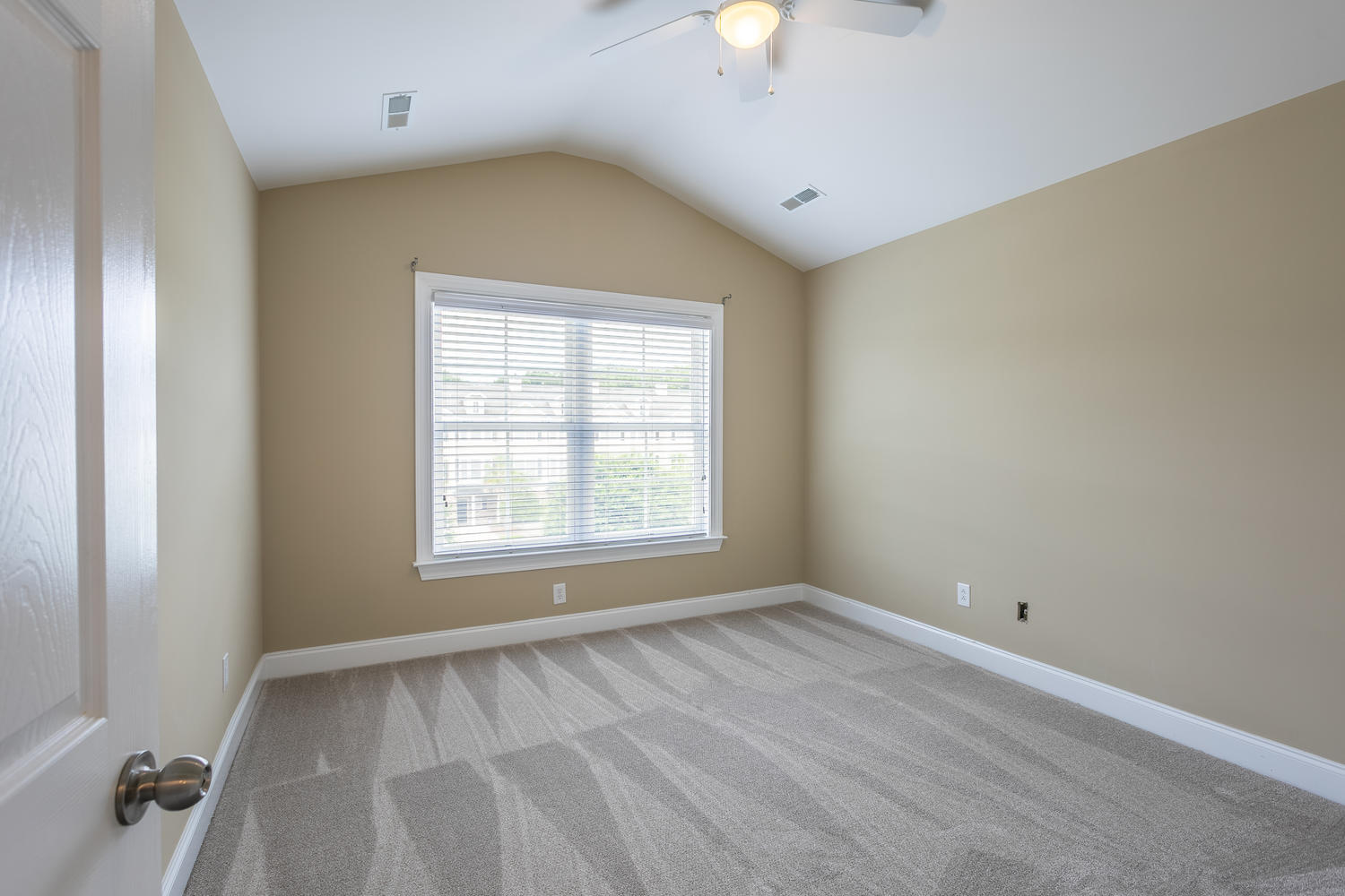 4024 Conant Road Mount Pleasant, SC 29466 - Photo 22 of 31 4024 Conant Road Mount-023-32-Bedroom 2-