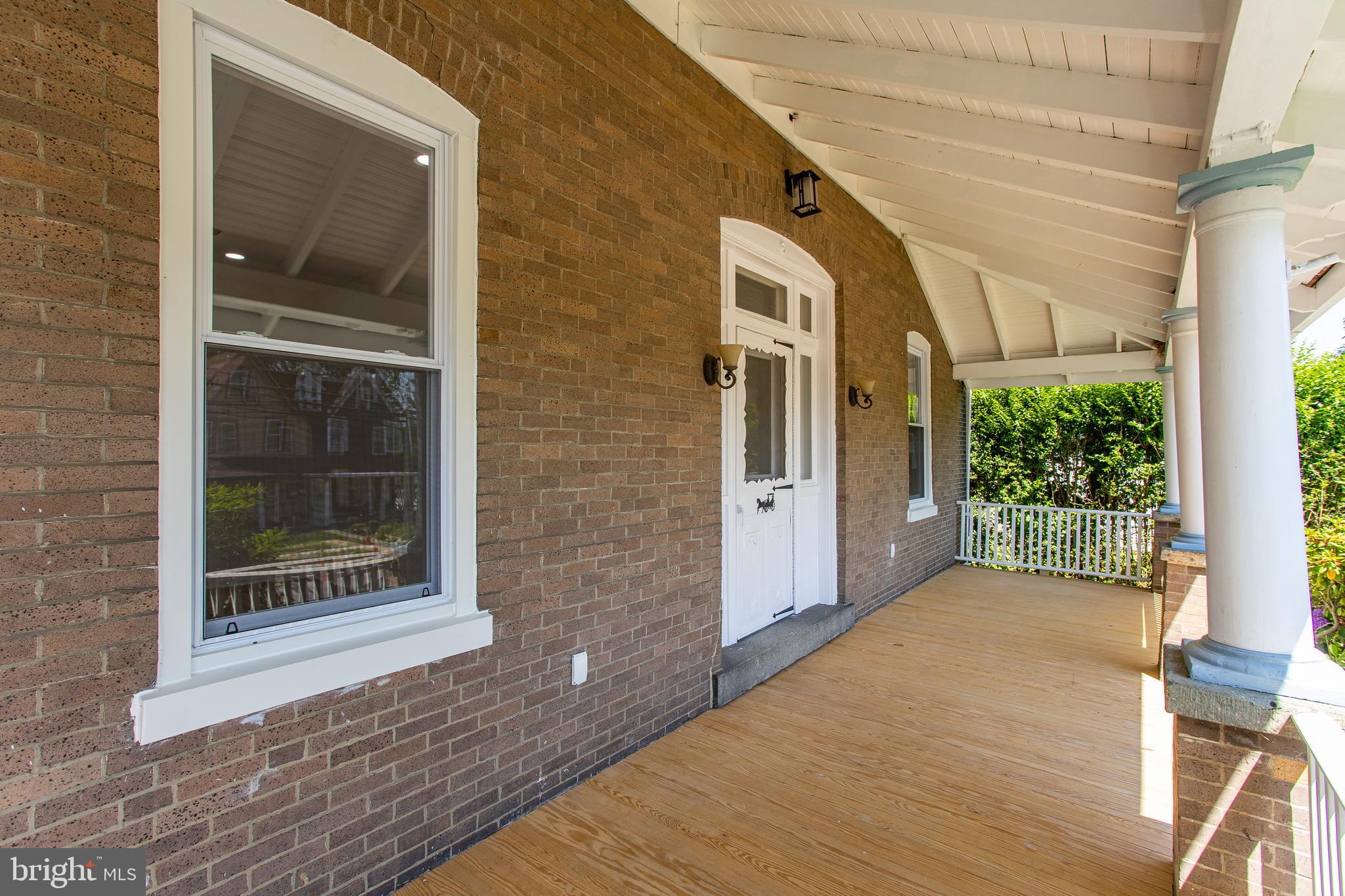 312 Crum Lynne Road Ridley Park, PA 19078 - Photo 4 of 45