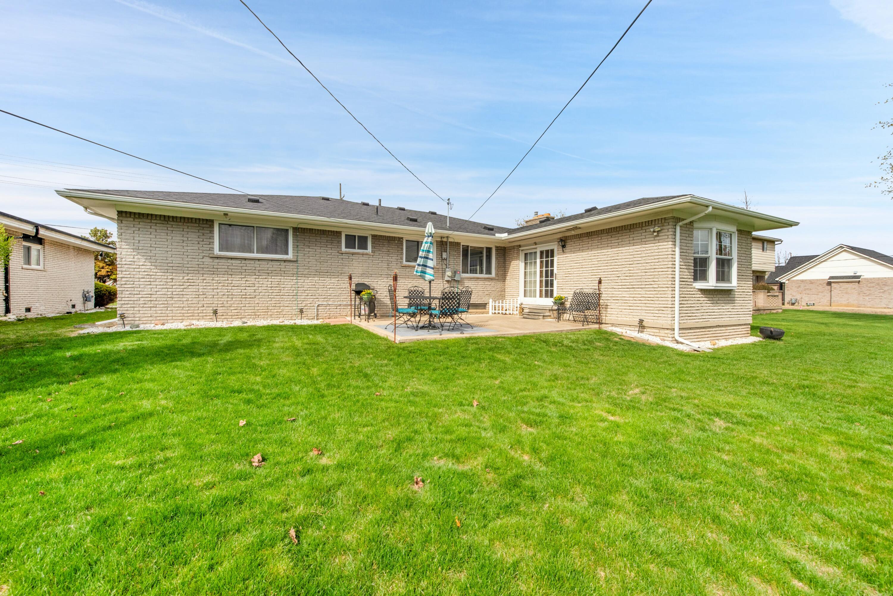 17405 Goddard Road Southgate, MI 48195 - Photo 3 of 36 tempImageUrTxSd