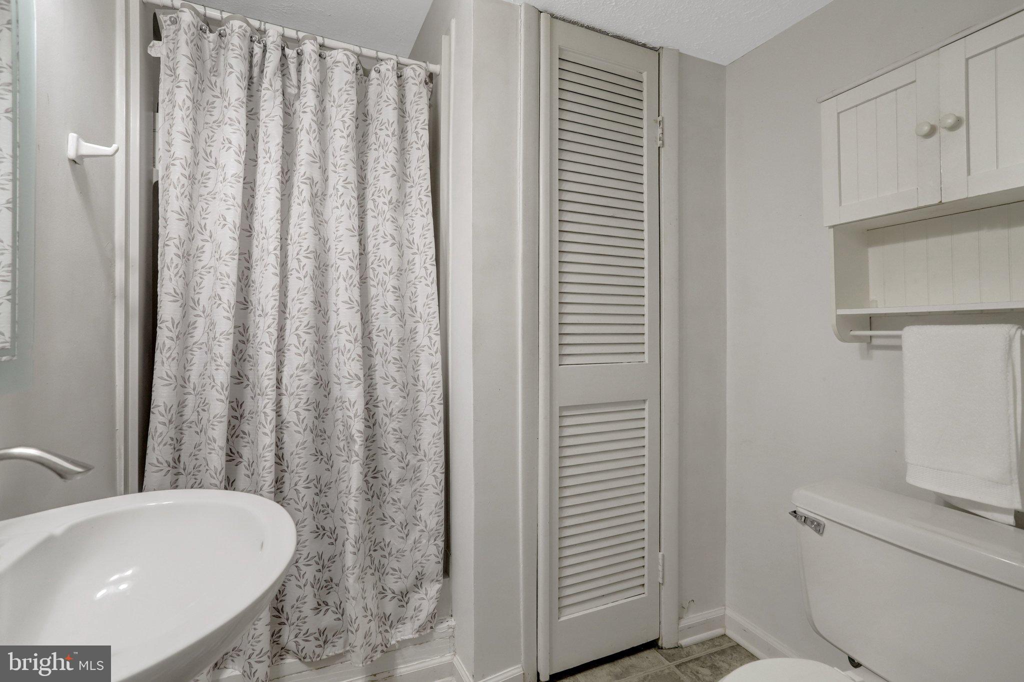 8414 Cedar Falls Court Springfield, VA 22153 - Photo 18 of 26