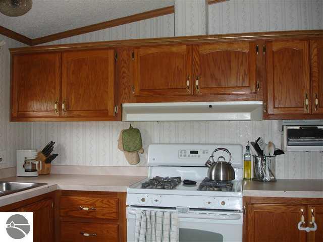 5024 West 6 Road Buckley, MI 49620 - Photo 3 of 14 1714279-2.JPG