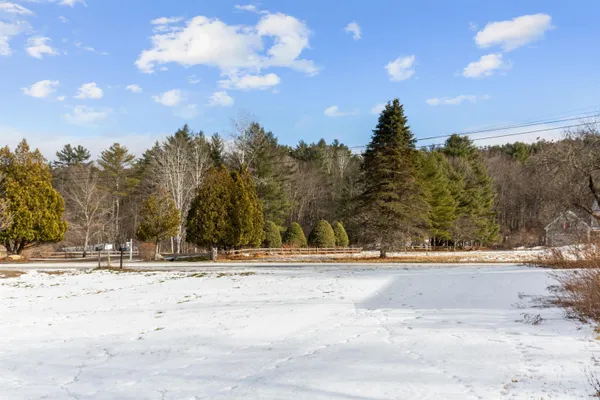 $785,000 | 34 Pleasant Street, Lyme, NH 03768