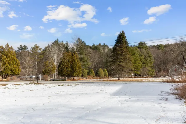 $785,000 | 34 Pleasant Street, Lyme, NH 03768