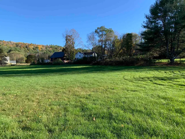 $785,000 | 34 Pleasant Street, Lyme, NH 03768