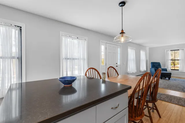 $785,000 | 34 Pleasant Street, Lyme, NH 03768