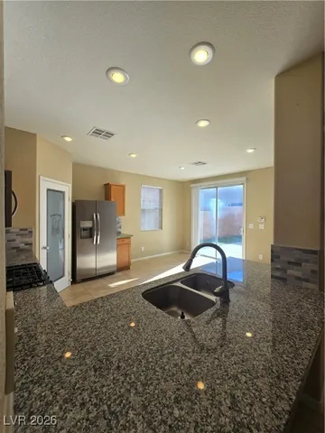 $2,200 | 11624 Elcadore Street, Las Vegas, NV 89183