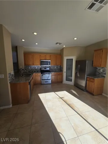 $2,200 | 11624 Elcadore Street, Las Vegas, NV 89183