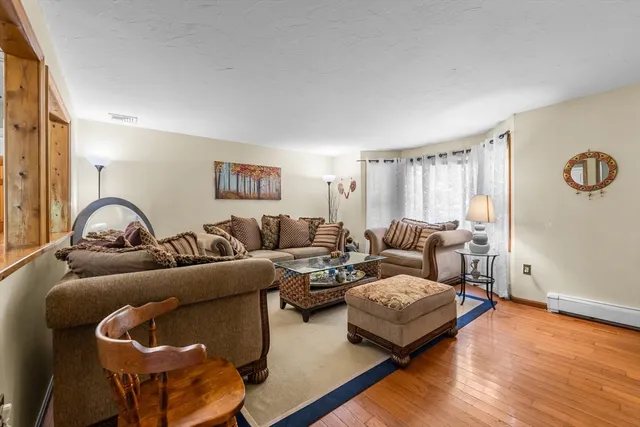 $4,000 | 123 Summer Street, Medway, MA 02053