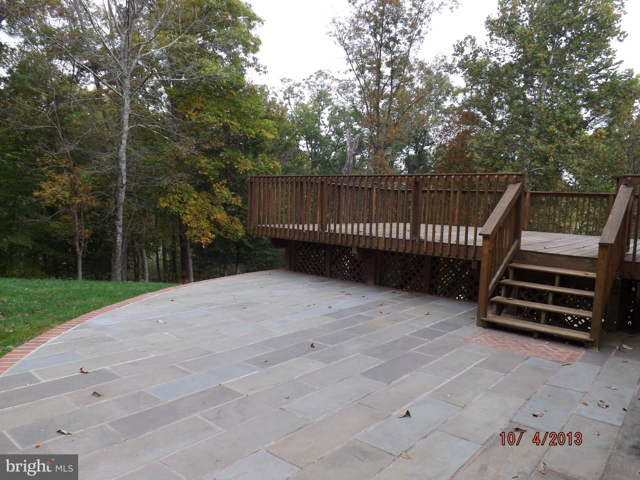 6644 Carters Run Road Marshall, VA 20115 - Photo 8 of 25 Exterior (Rear)