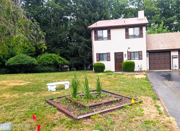 $3,200 | 13 Wren Way, Howell, NJ 07731