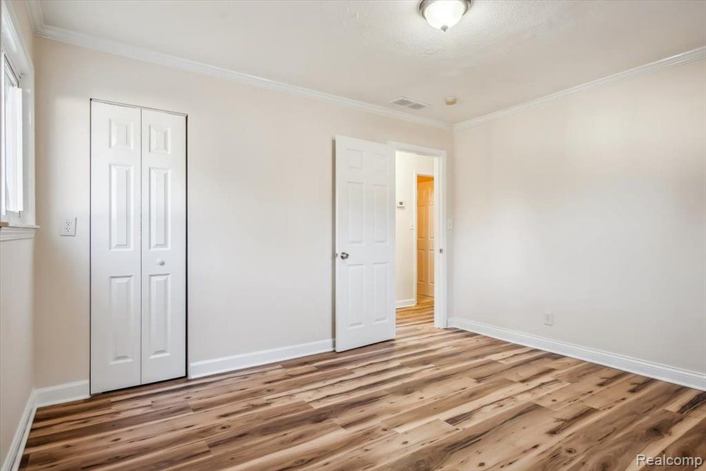 22319 Wick Road Taylor, MI 48180 - Photo 23 of 42