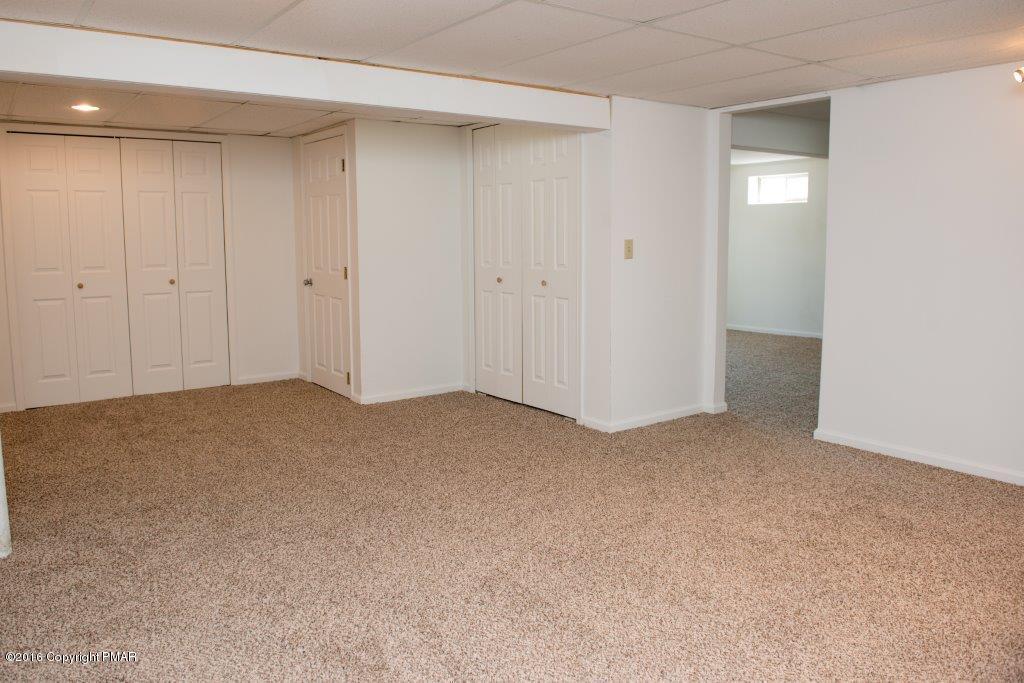 114 Winter Hill Road Effort, PA 18330 - Photo 21 of 25 Recreation Room