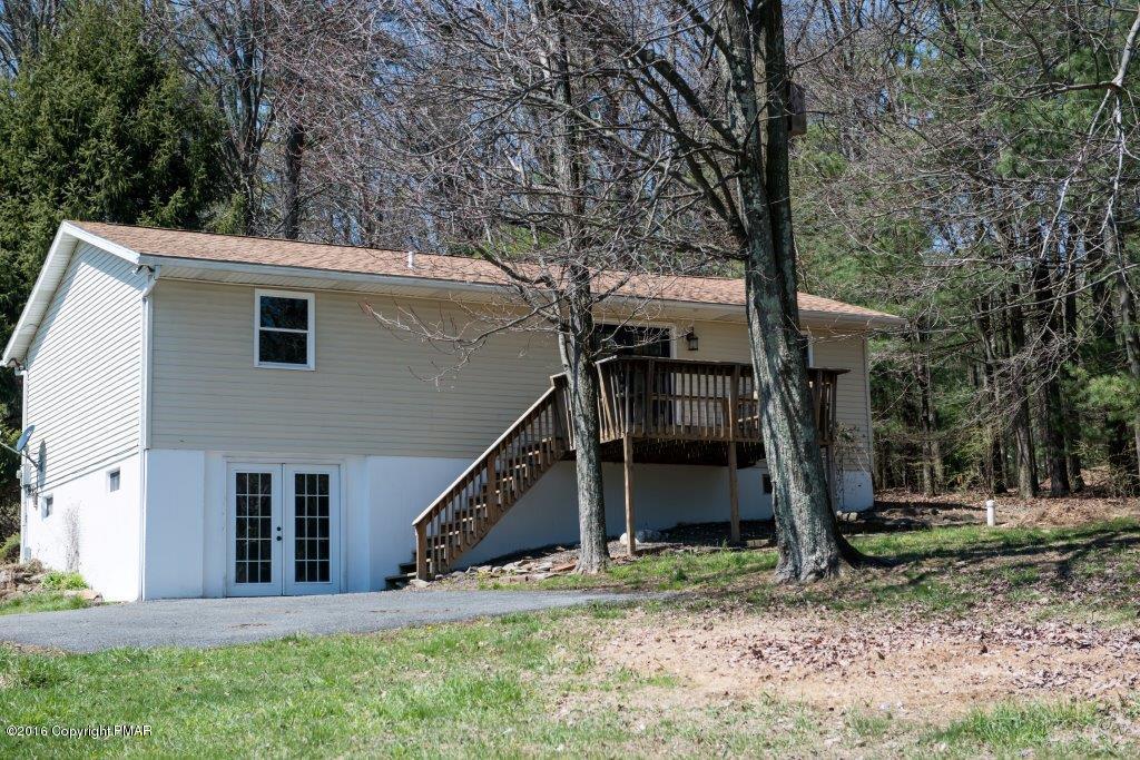 114 Winter Hill Road Effort, PA 18330 - Photo 3 of 25 Rear View