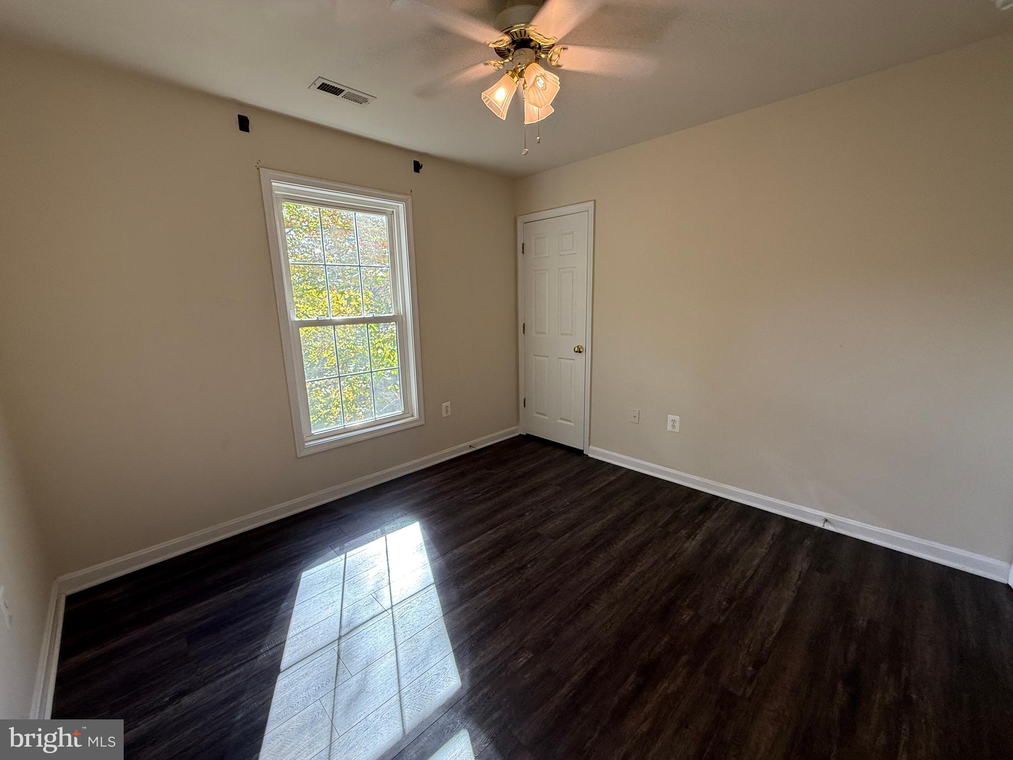 241 Cambridge Street, Unit B Fredericksburg, VA 22405 - Photo 18 of 25