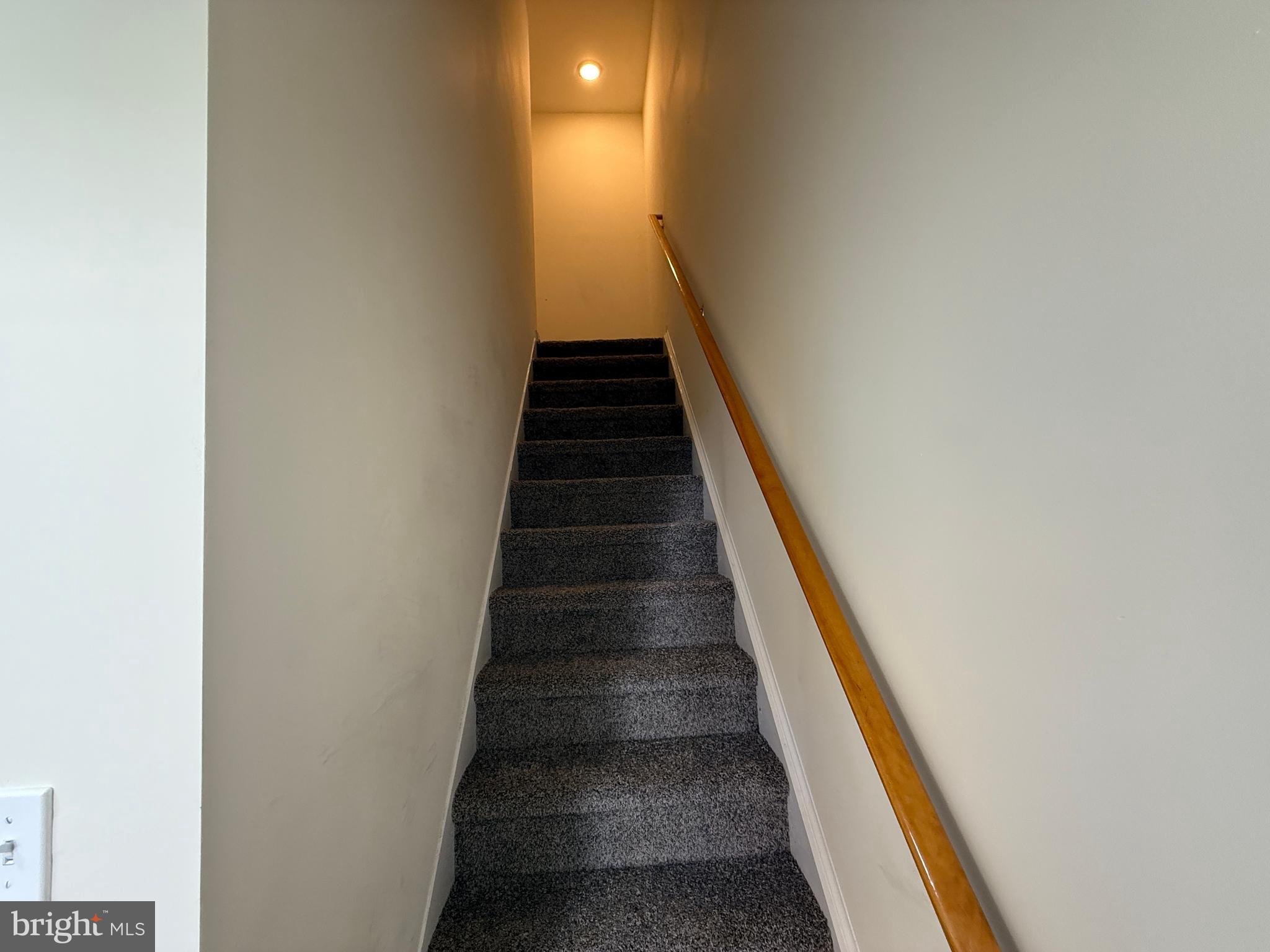 241 Cambridge Street, Unit B Fredericksburg, VA 22405 - Photo 5 of 25