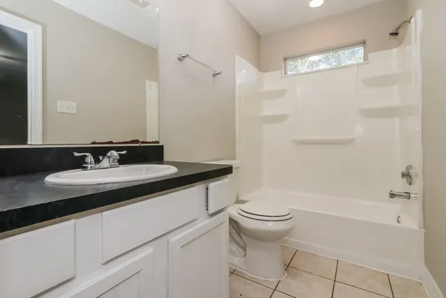 $1,895 | 214 North Native Lane, Houston, TX 77022