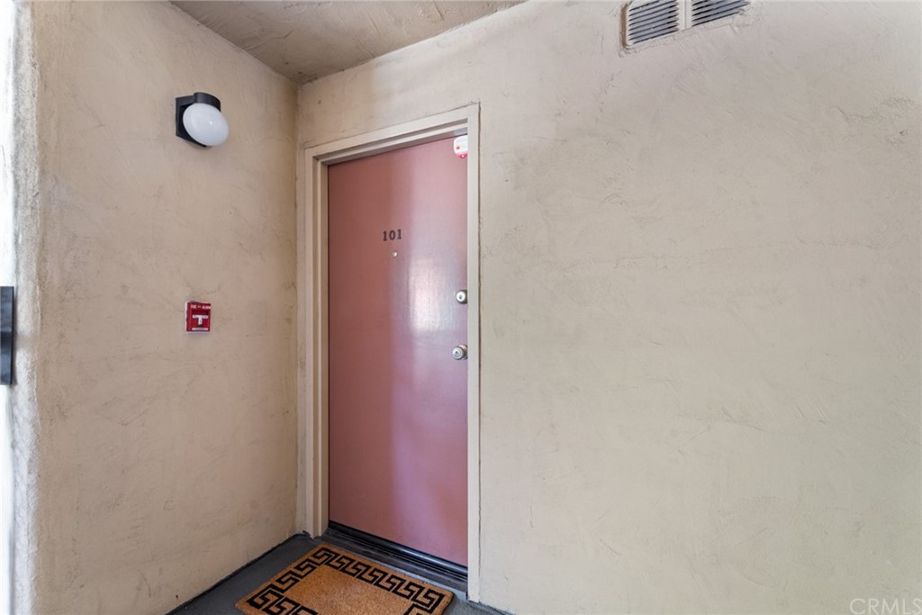 350 Burchett Street, Unit 101 Glendale, CA 91203 - Photo 22 of 27 a bathroom with a shower and a sink