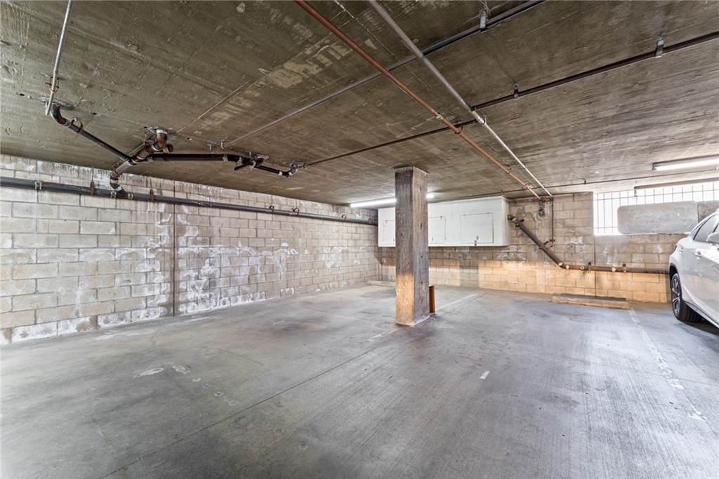 350 Burchett Street, Unit 101 Glendale, CA 91203 - Photo 25 of 27 a view of empty room