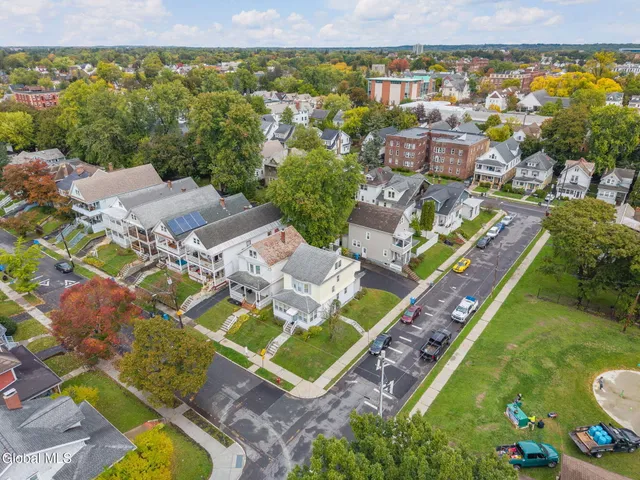 $280,000 | 777 Park Avenue, Albany, NY 12208