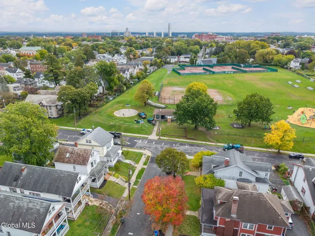 $280,000 | 777 Park Avenue, Albany, NY 12208