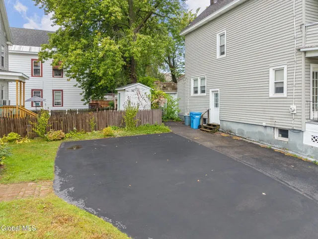 $280,000 | 777 Park Avenue, Albany, NY 12208