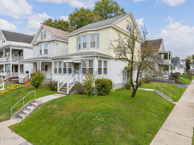$280,000 | 777 Park Avenue, Albany, NY 12208