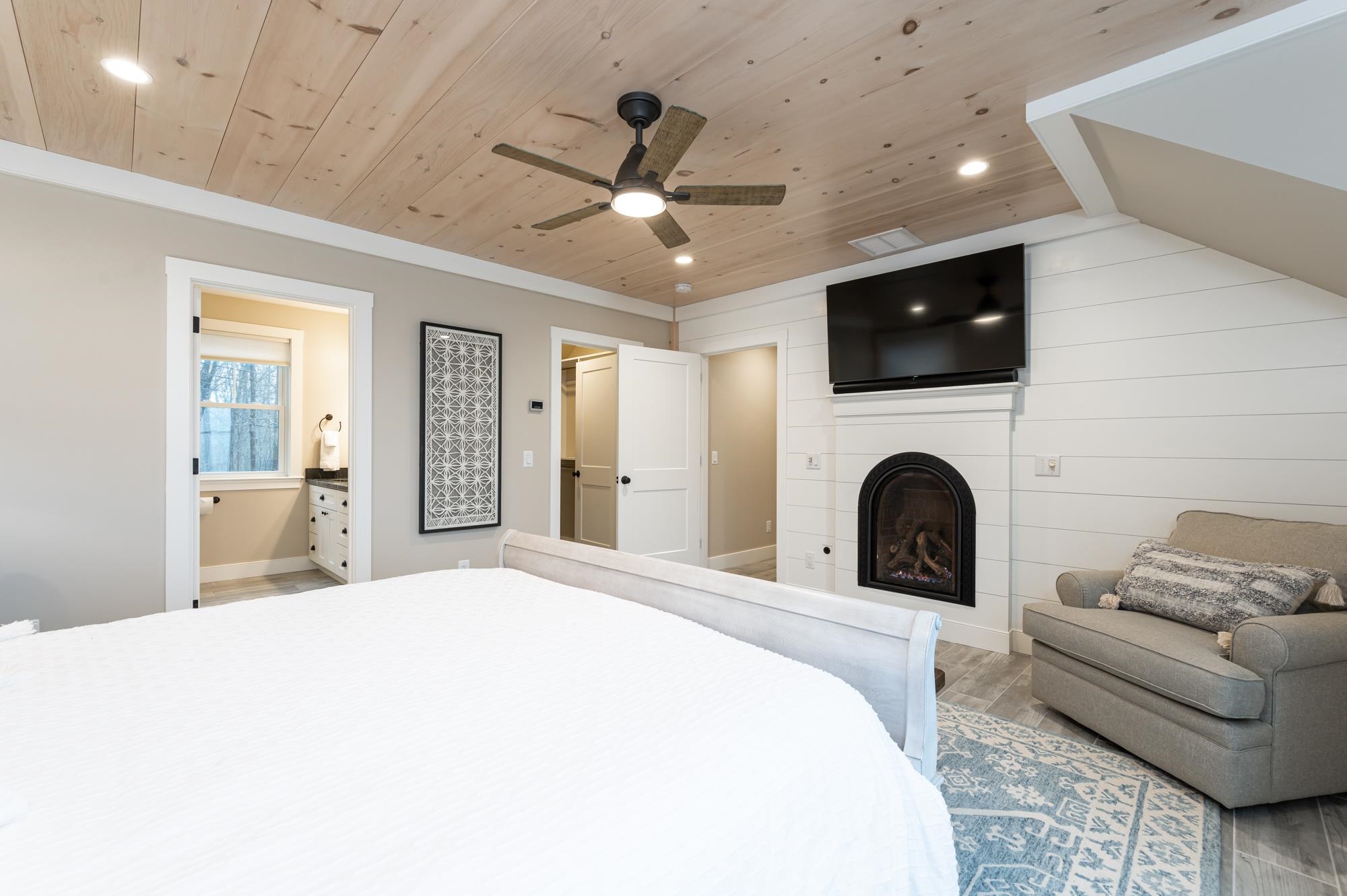 106 Goodwin Road Kittery, ME 03905 - Photo 19 of 40