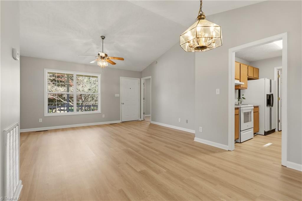 3604 Akers Court High Point, NC 27263 - Photo 7 of 32