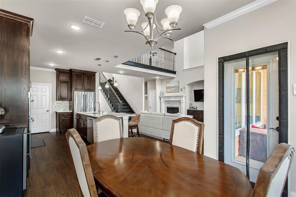 2219 Cochran Street Irving, TX 75062 - Photo 12 of 40