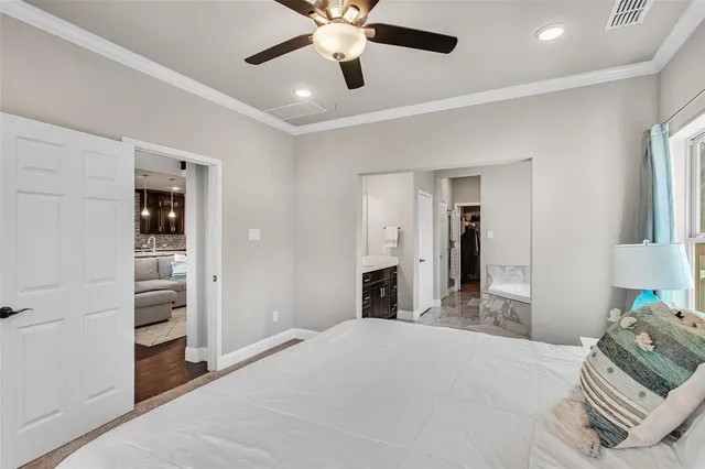 $599,999 | 2219 Cochran Street, Irving, TX 75062