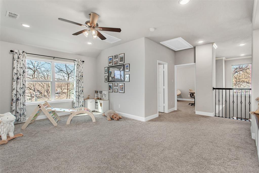 2219 Cochran Street Irving, TX 75062 - Photo 24 of 40