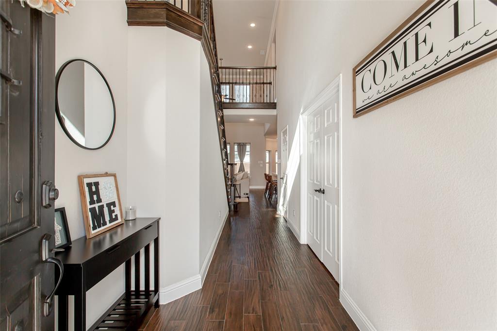 2219 Cochran Street Irving, TX 75062 - Photo 3 of 40