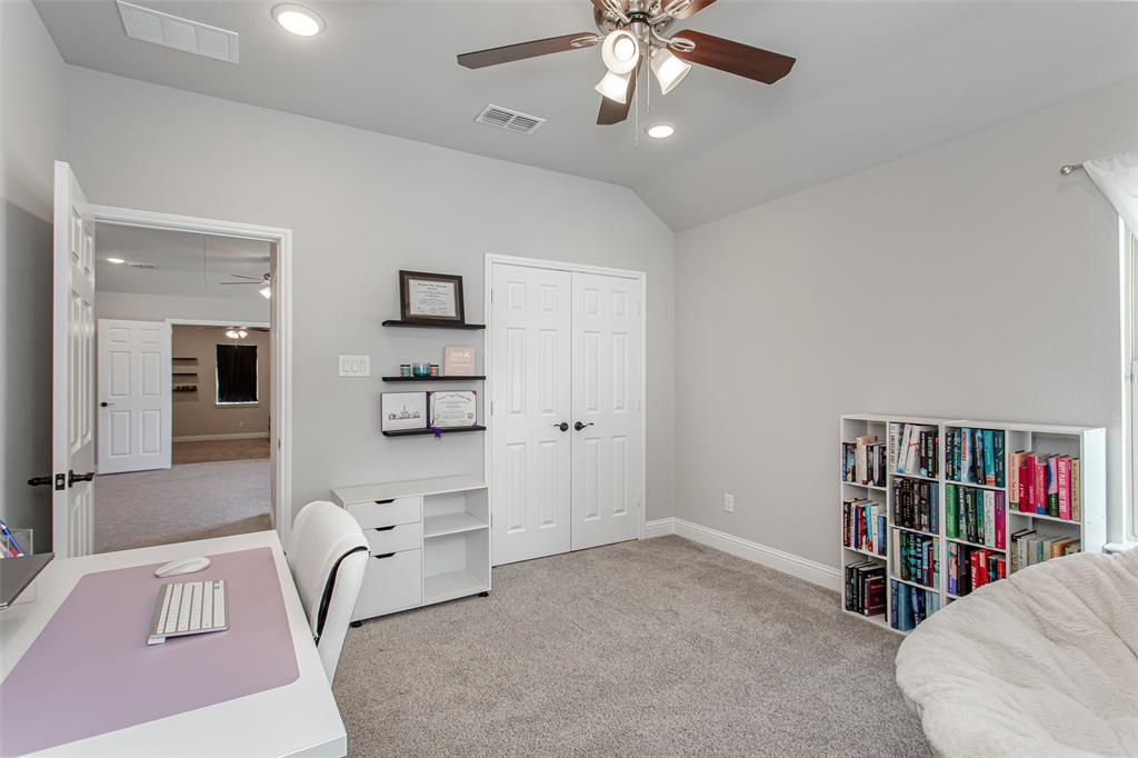 2219 Cochran Street Irving, TX 75062 - Photo 32 of 40