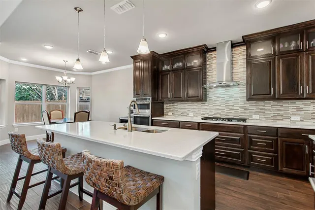 $599,999 | 2219 Cochran Street, Irving, TX 75062