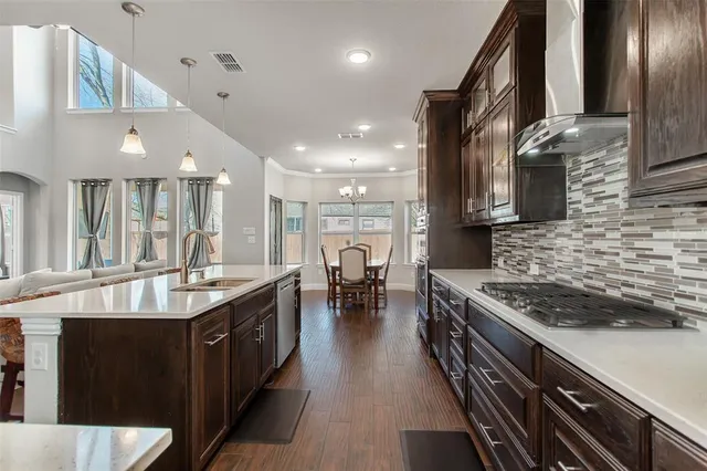 $599,999 | 2219 Cochran Street, Irving, TX 75062