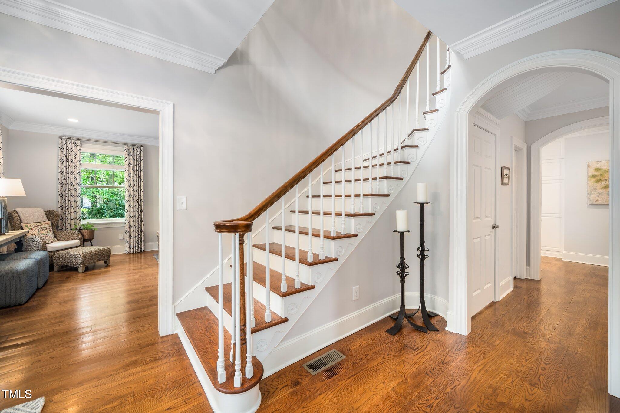 2105 White Oak Road Raleigh, NC 27608 - Photo 13 of 55 10-web-or-mls-2105 White Oak (16 of 498)