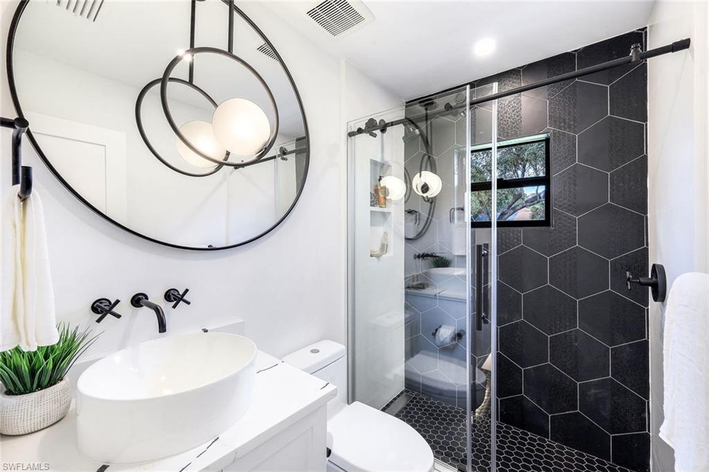 675 27th Street Southwest Naples, FL 34117 - Photo 24 of 47