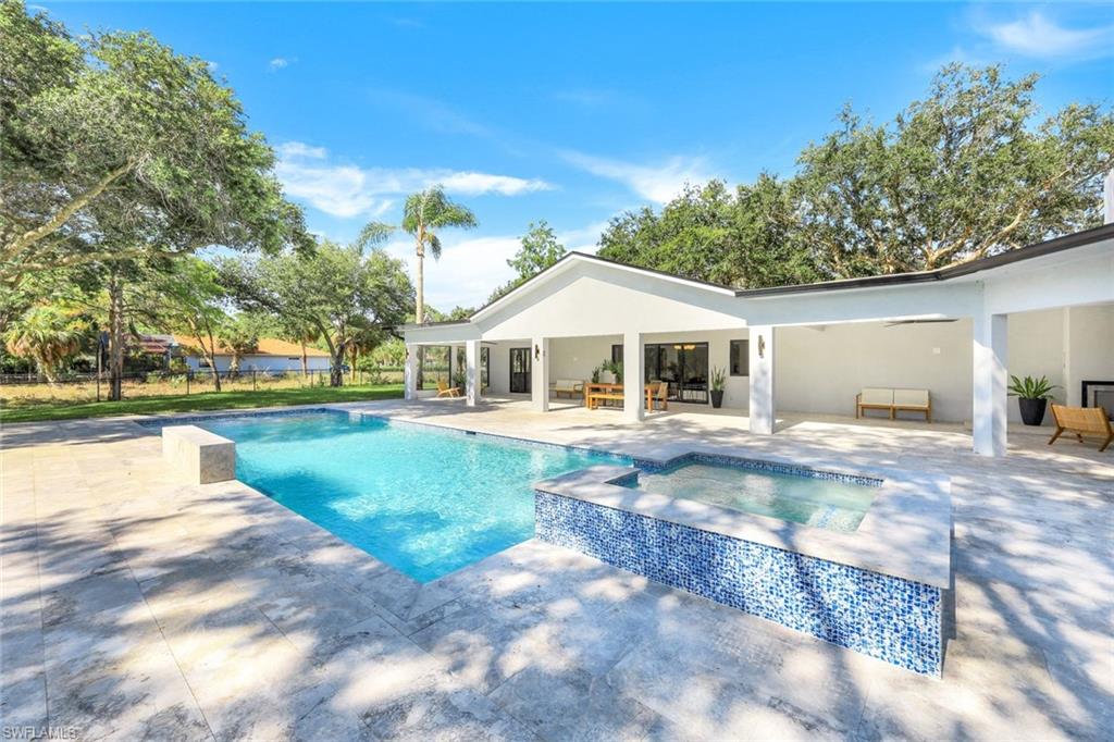 675 27th Street Southwest Naples, FL 34117 - Photo 36 of 47