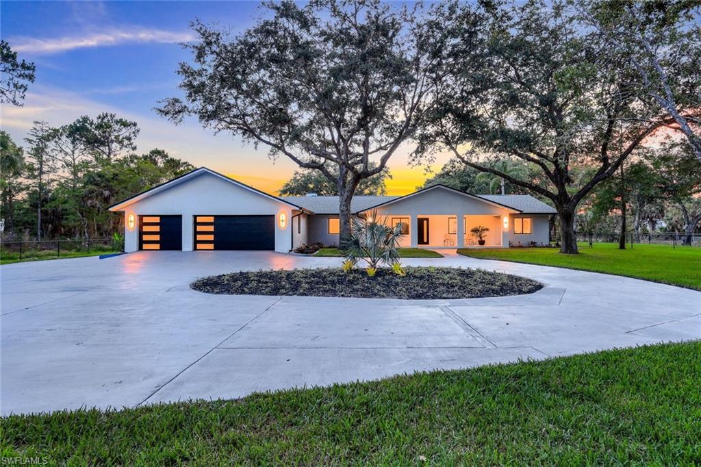 675 27th Street Southwest Naples, FL 34117 - Photo 40 of 47