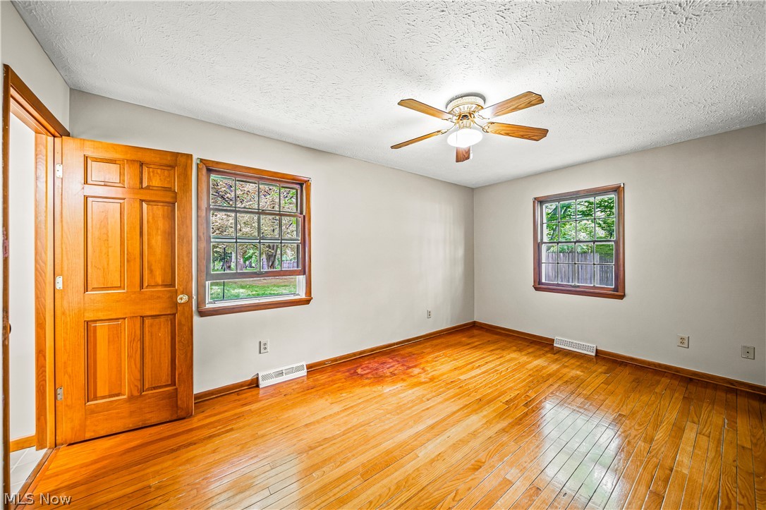 7825 Middle Ridge Road Madison, OH 44057 - Photo 24 of 31