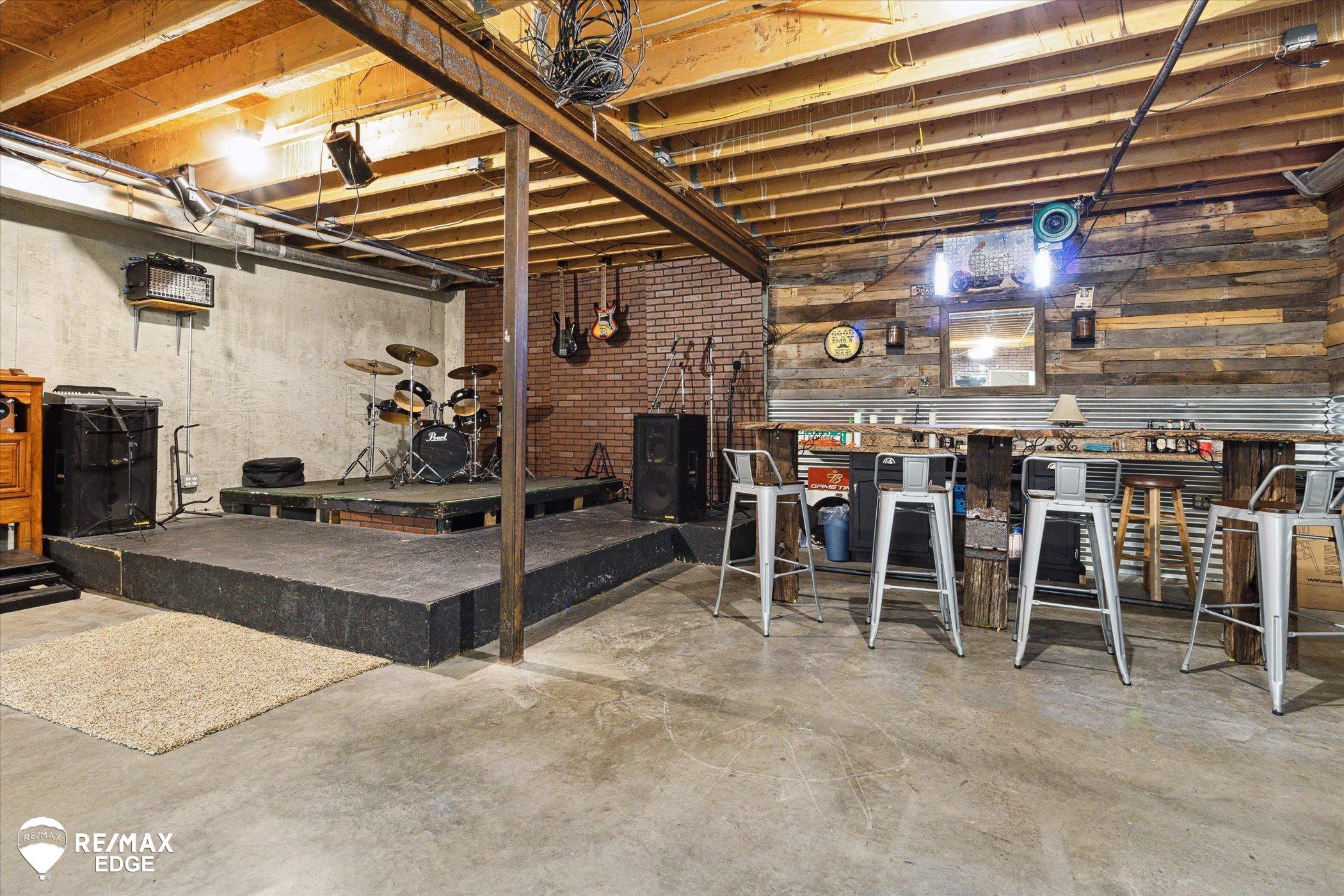 1225 East Hurd Road Clio, MI 48420 - Photo 35 of 46 50127774-34.JPG