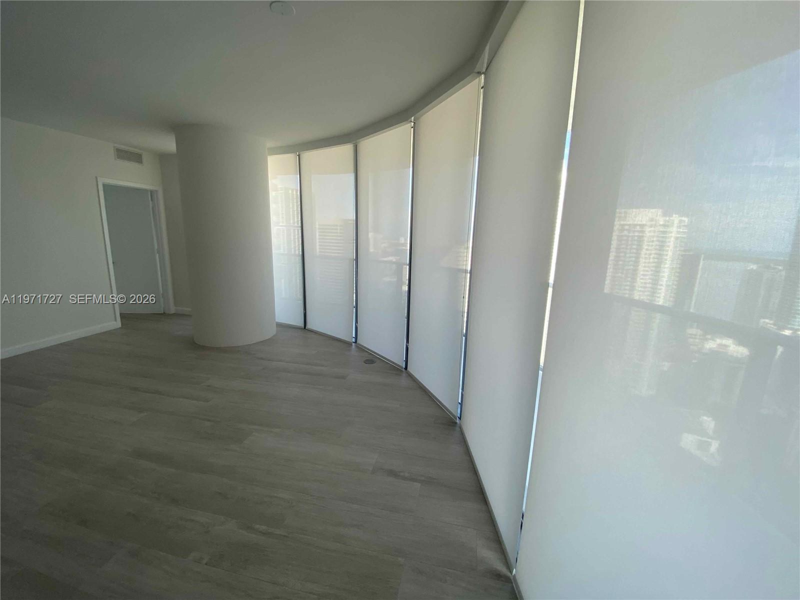 45 Southwest 9th Street, Unit 3703 Miami, FL 33130 - Photo 11 of 73