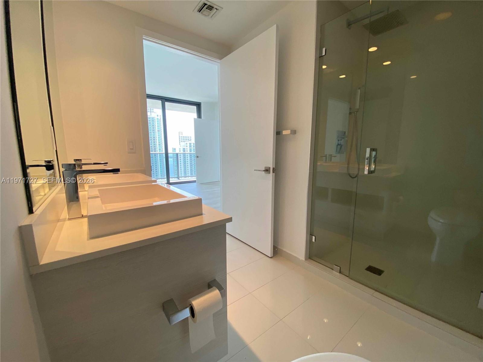 45 Southwest 9th Street, Unit 3703 Miami, FL 33130 - Photo 33 of 73