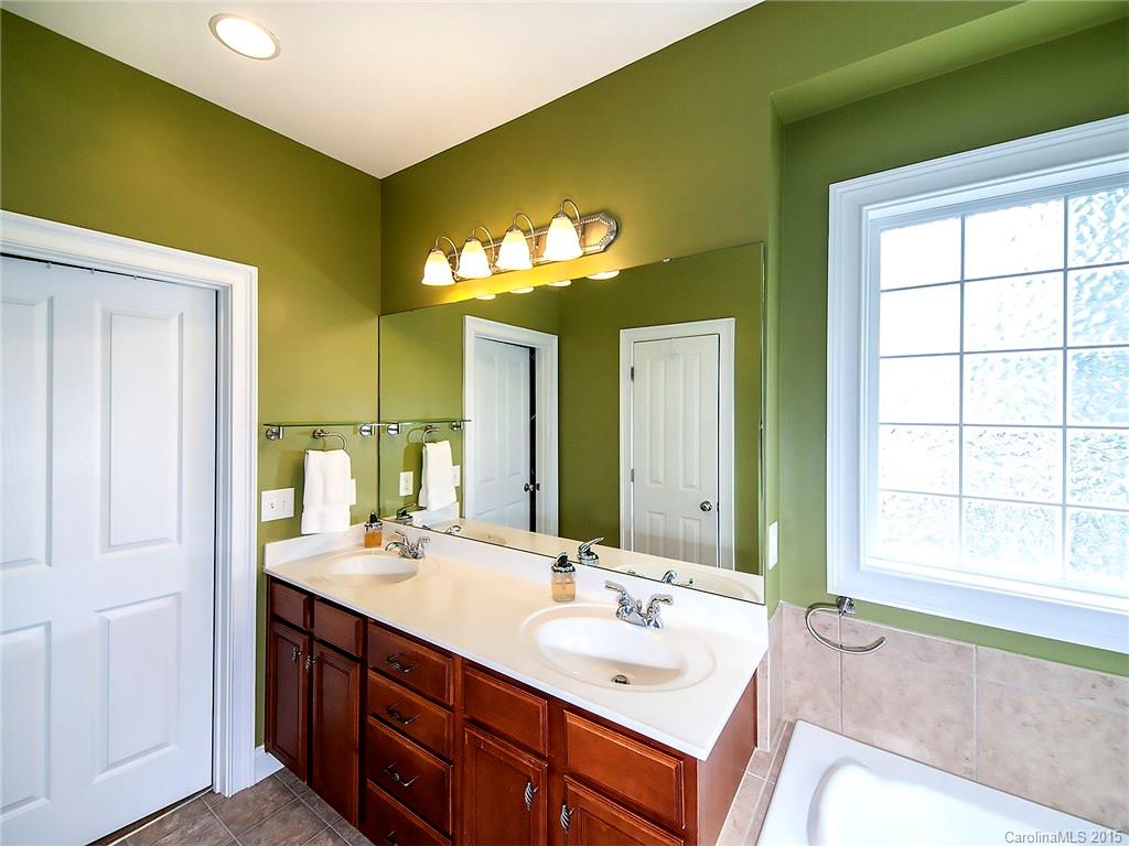 217 Mills Lane, Unit 806 Fort Mill, SC 29708 - Photo 17 of 24 Gallery Image 17