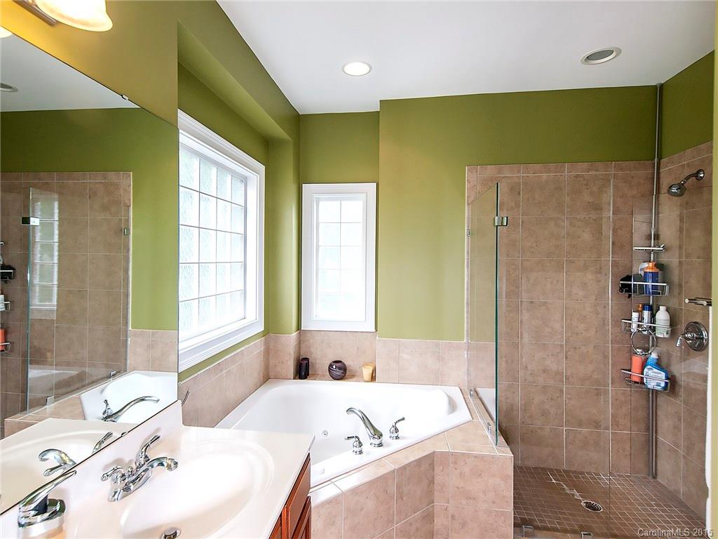 217 Mills Lane, Unit 806 Fort Mill, SC 29708 - Photo 18 of 24 Gallery Image 18