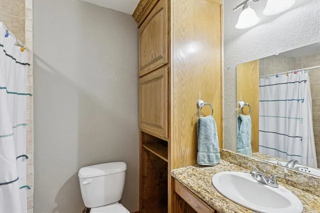 $439,000 | 7404 Forrest Lane, North Richland Hills, TX 76182