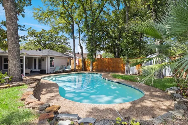 $439,000 | 7404 Forrest Lane, North Richland Hills, TX 76182